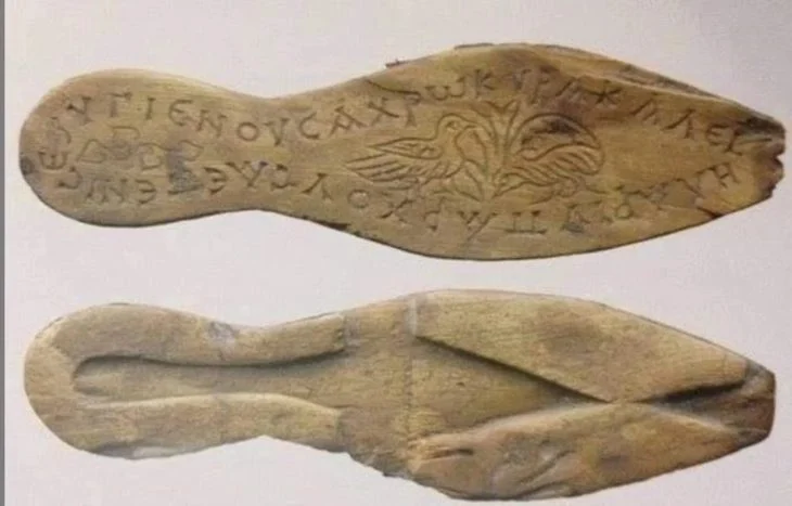 Theodosius Limanı’ndaki Gemi Enkazlarının Sırrı: 1.600 Yıllık Kadın Sandaletleri ve Tarağı