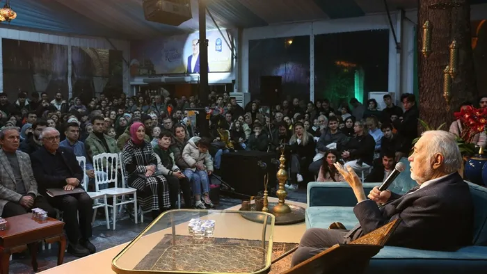 Prof. Dr. İlber Ortaylı’dan gençlere tavsiyeler