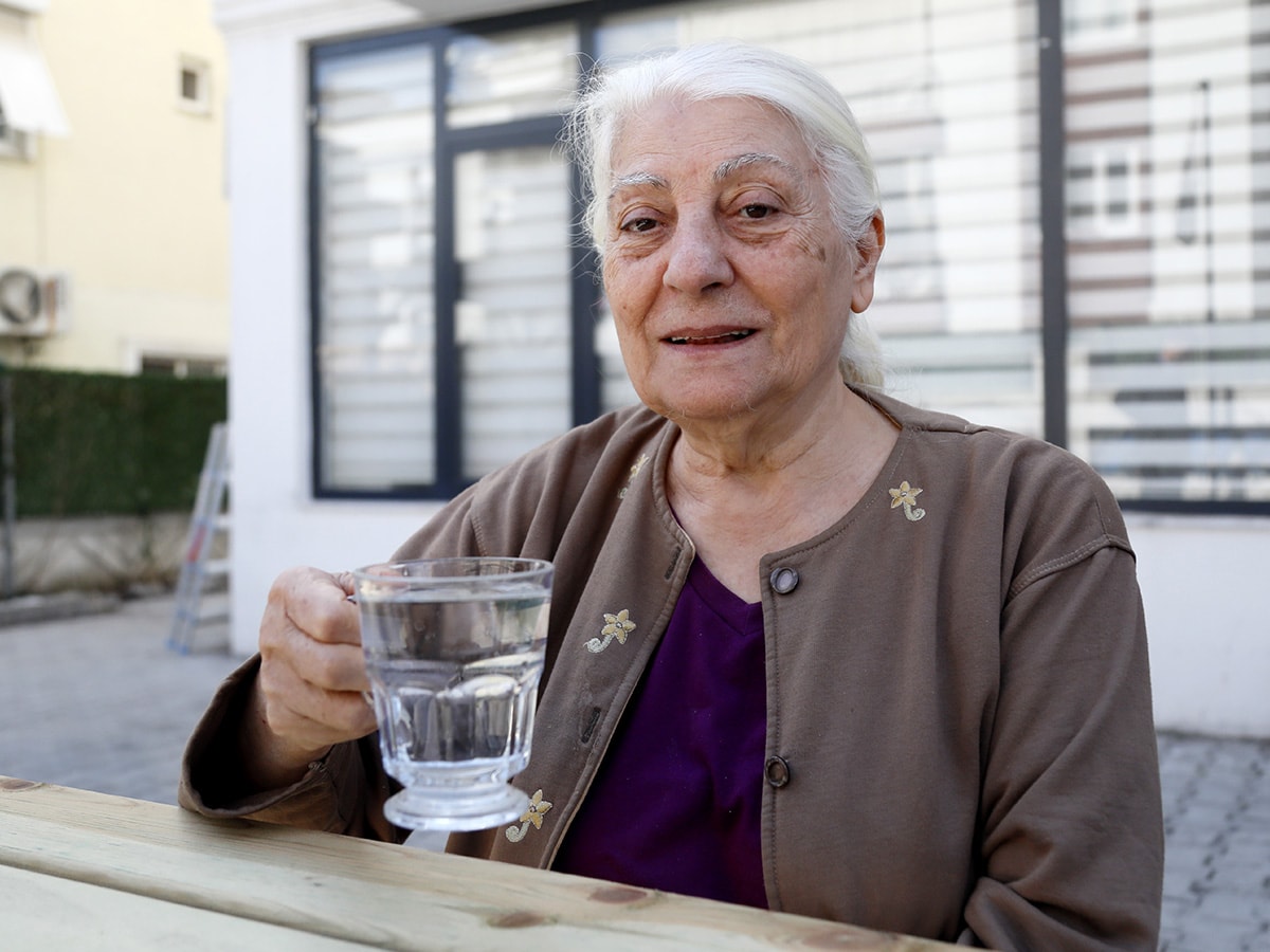 Gülay nine 650 yıllık sarnıçta biriken yağmur suyundan vazgeçemiyor