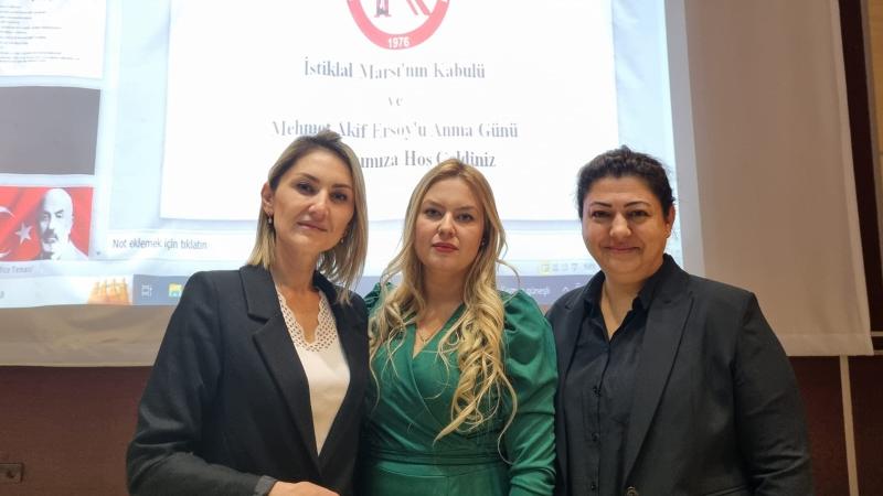 İstiklal Marşı’nın 41 dizesini 41 şehirden öğrenciler seslendirdi