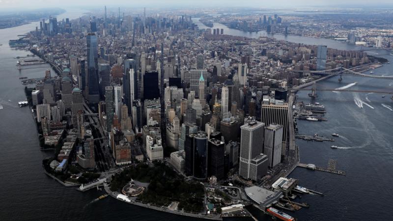 Amerikalıların serveti geçen yılın son çeyreğinde 156,2 trilyon dolara yükseldi