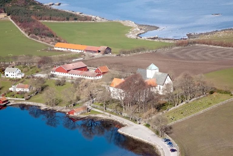 Norveç Adasında Vikinglerden Kalma Bir Pazar Yeri Bulundu