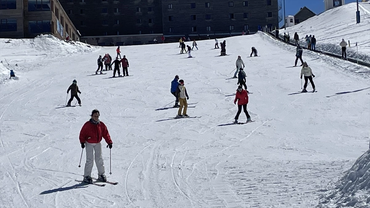 Kartalkaya Kayak Merkezi’nde Sezon Sonu