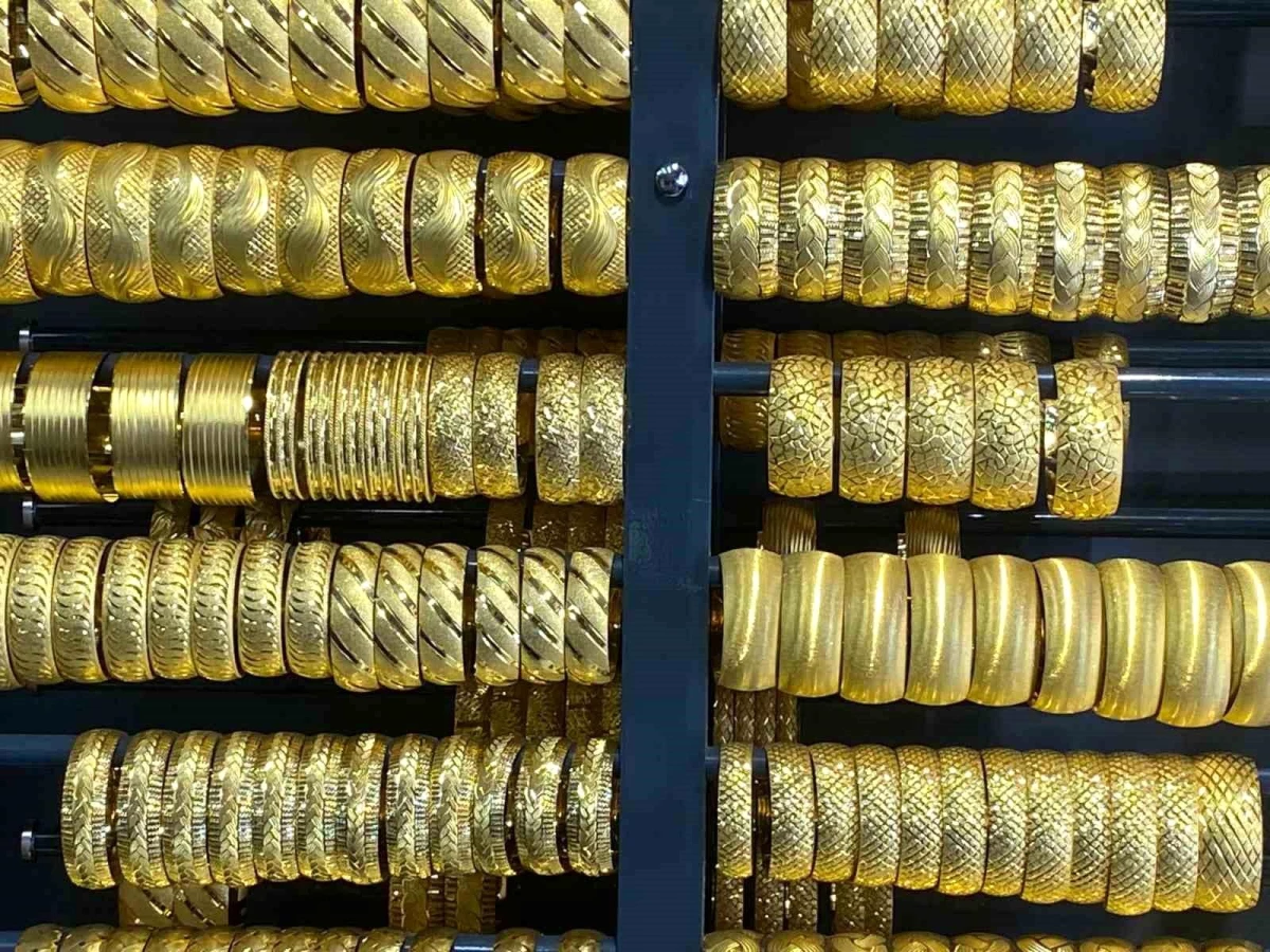 Elazığ’da Altın Kaplama İmitasyon Ürünlere Yoğun İlgi