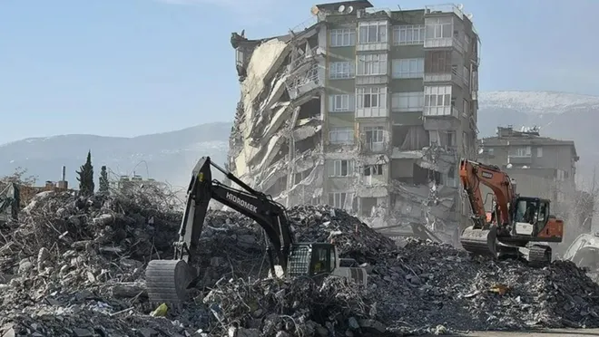  Deprem bölgesine 500 milyon avroluk finansman desteği