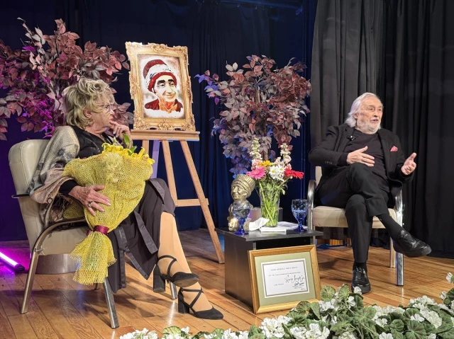 Nevra Serezli İsmail Dümbüllü Ödülü’ne layık görüldü