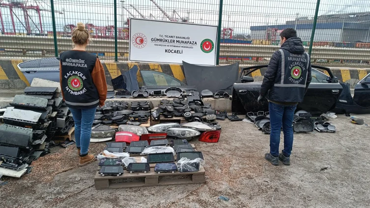 Gümrük Muhafaza ekipleri kaçakçılara göz açtırmadı