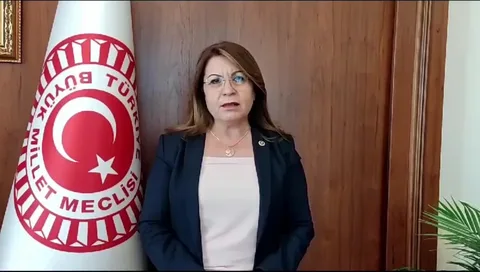 TBMM Başkanvekili Gülizar Biçer Karaca, Denizli’de esnaf ve vatandaşların sorunlarını dinledi