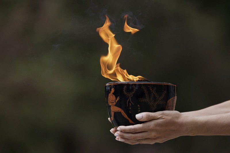 Paris 2024’ün meşalesi yakıldı