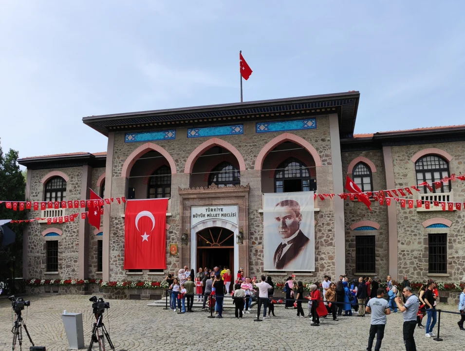 Birinci Mecliste 23 Nisan Bayramı Coşkusu