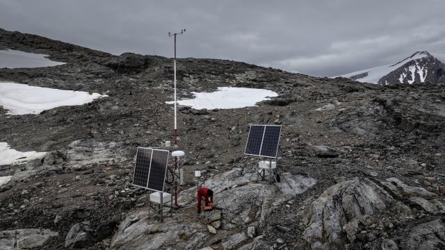Antarktika’da “Türk Bilimsel Araştırma Kampı” için yeni ölçüm istasyonları kuruldu