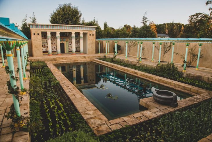 Eski Mısır bahçesinin dünyanın ilk rekreasyonu açık