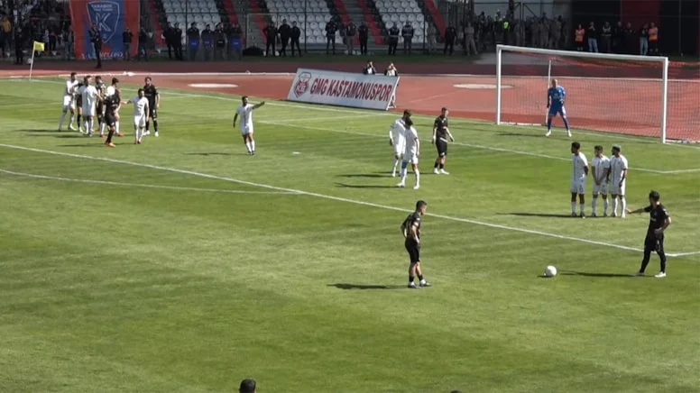Türkiye’de oynanan bu 2. Lig maçını tam 160 bin kişi izledi!