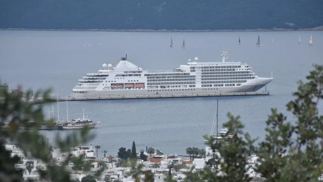 Bodrum’a sezonun ilk kruvaziyeri geldi