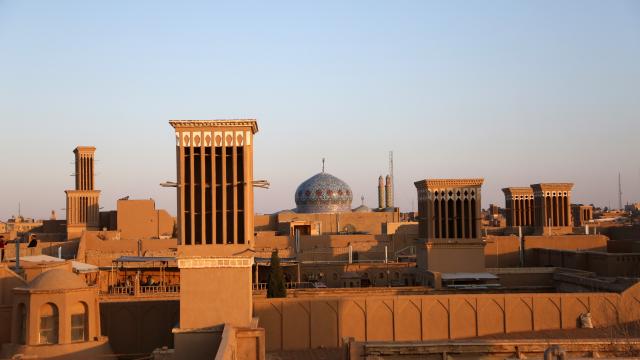 İran’da doğal klima kuleleri