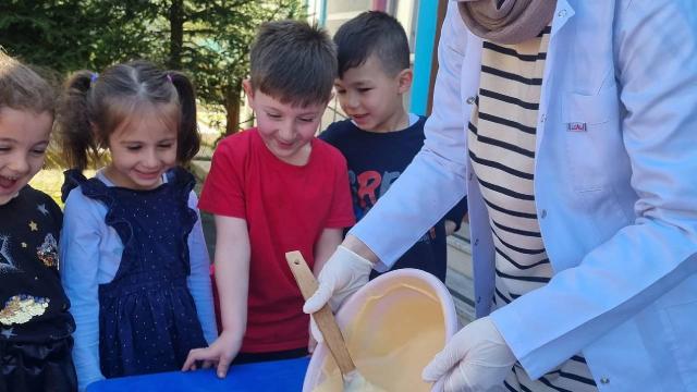 Çanakçı’da öğrenciler atık yağdan sabun yaptı