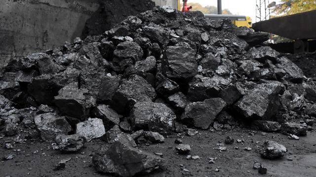 MEB’e bağlı okul ve kurumlara 500 bin ton kömür yardımı yapılacak