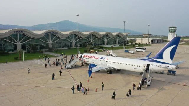 Hatay Havalimanı’nda uçuşlar yeniden başladı