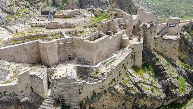 Kahta Kalesi’nin restorasyonunda sona yaklaşıldı