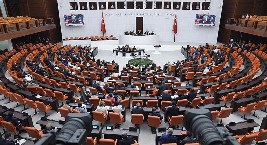 Turist rehberleri ve seyahat acentelerine ilişkin kanun teklifi kabul edildi