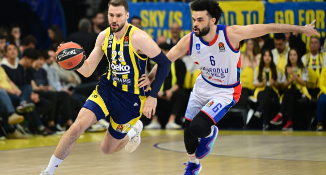 Türk derbisi Anadolu Efes’in