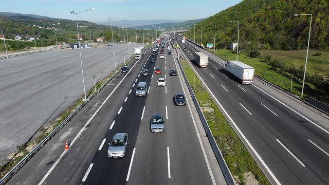 Kamyon, çekici ve tanker cinsi araçlara trafik yasağı