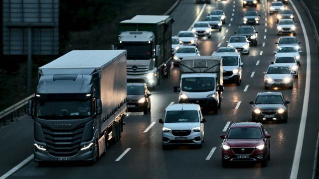 İstanbul ve Ankara’da ağır tonajlı araçlara giriş yasağı başladı