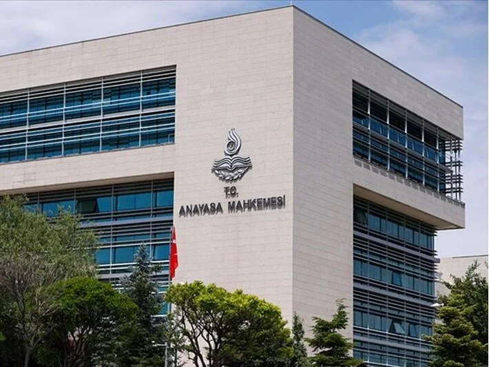 AYM’den gecekondu kararı
