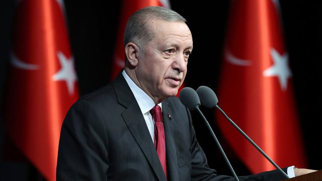 Erdoğan’dan siyasi parti liderlerine bayram tebriği
