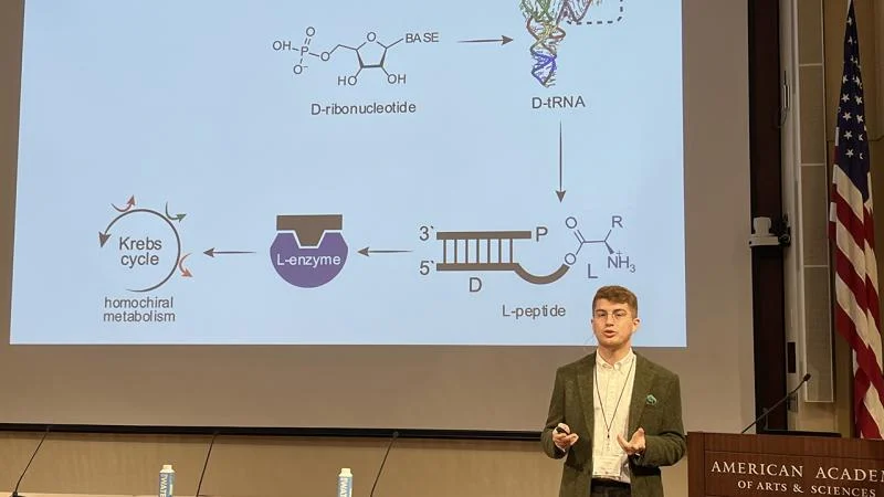 Türk fizikçi Furkan Öztürk’e Harvard’dan önemli ödül