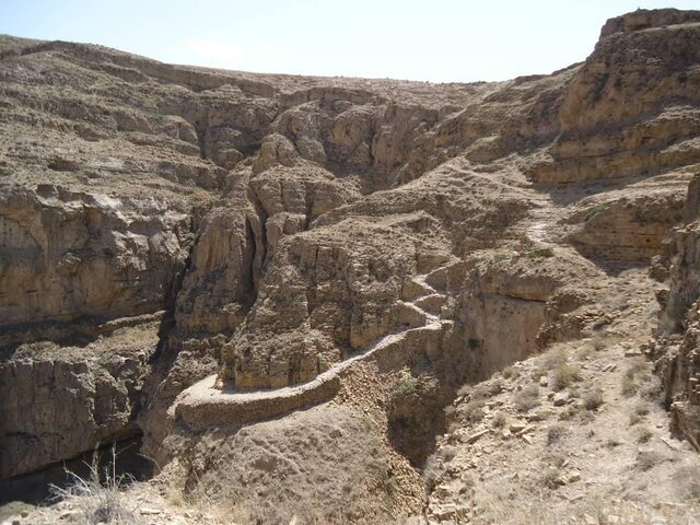 ‘İran’ın Napolyon’unun ikametgahının yakınında bulunan Tunç Çağı eserleri