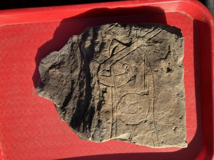 Govan’ın Eski Kilise Bahçesindeki arkeolojik bir kazı, dikkate değer yeni bir bulguyu ortaya çıkardı: erken ortaçağ ‘Govan Savaşçısı ‘ taşı