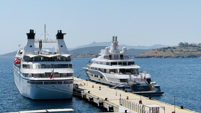 ‘Star Legend’ kruvaziyeri 218 yolcu ile Bodrum’a demir attı