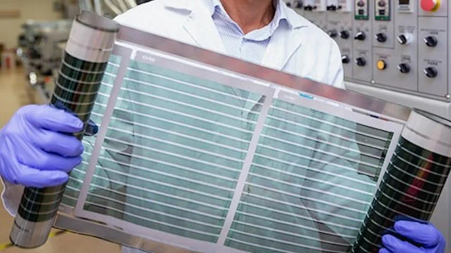 Bilim insanları hafif, yazdırılabilir güneş enerjisi teknolojisiyle büyük bir atılım gerçekleştirdi