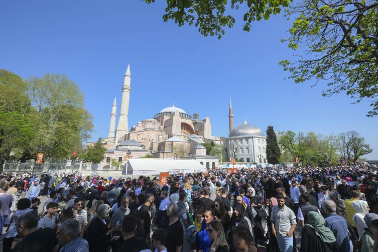 İstanbul’a gelen turistlerin tercihi tarihi yarımada oldu