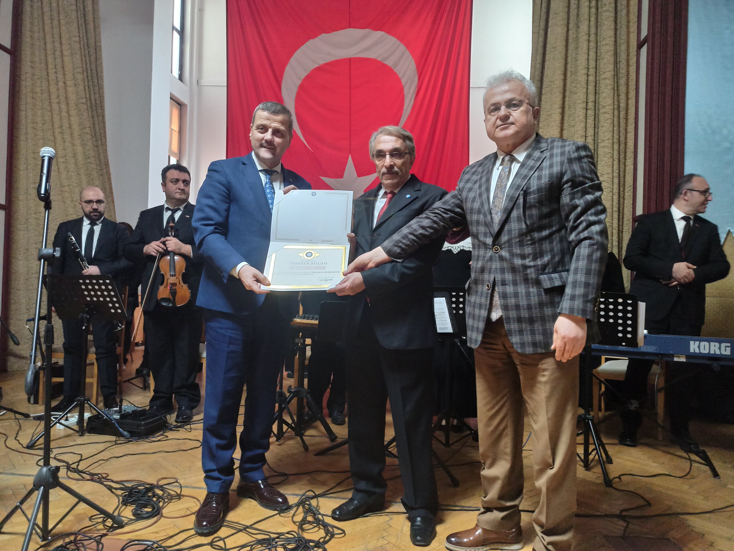 Gazi Üniversitesi’nde “Türk Tasavvuf Mûsıkîsi Konseri” Yapıldı(Özel Haber)