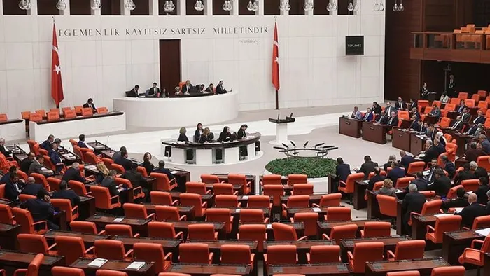 TBMM Genel Kurulu çalışmalarına tekrar başlıyor