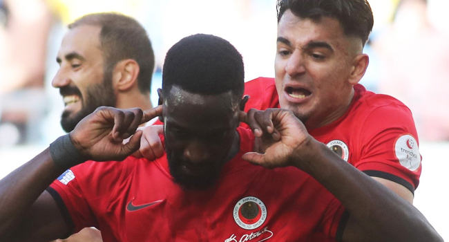 Gençlerbirliği’nin play-off umudu sürüyor