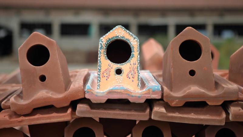 Çorum’da üretilen kuş yuvalı kiremitler yurt içi ve dışına satılıyor