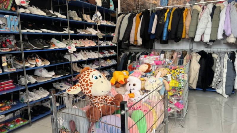 Bayburt’ta ihtiyaç sahipleri için “geçici giyim mağazası” açıldı