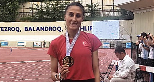 Milli atletler Özbekistan’da zirvede