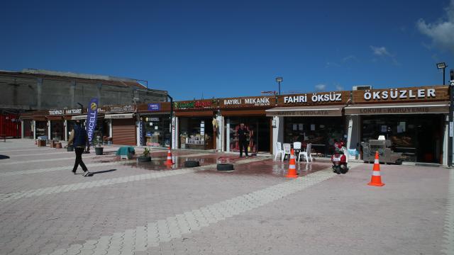 Hatay’da prefabrik çarşı tam kapasiteye ulaştı