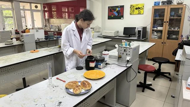 6. sınıf öğrencisi, ekmeğin küflenmesini geciktiren doğal katkı maddesi üretti