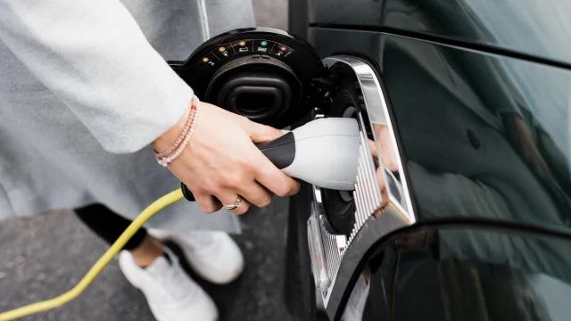 Türkiye’de ilk 4 ayda 20 bini aşkın elektrikli otomobil satıldı