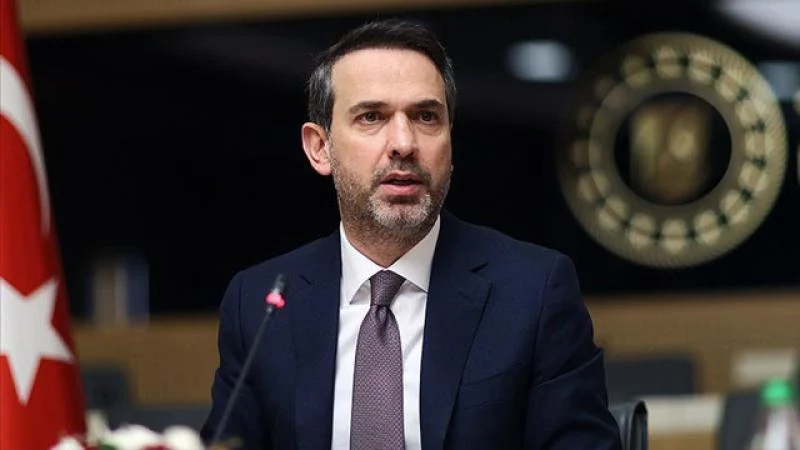 Bakan Bayraktar: Göllere ve göletlere de yüzer GES’ler yapılabilecek