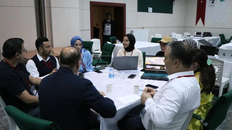 Niğde’de “HackNiğde Geleceğin Çözümleri Hackathonu” yarışması