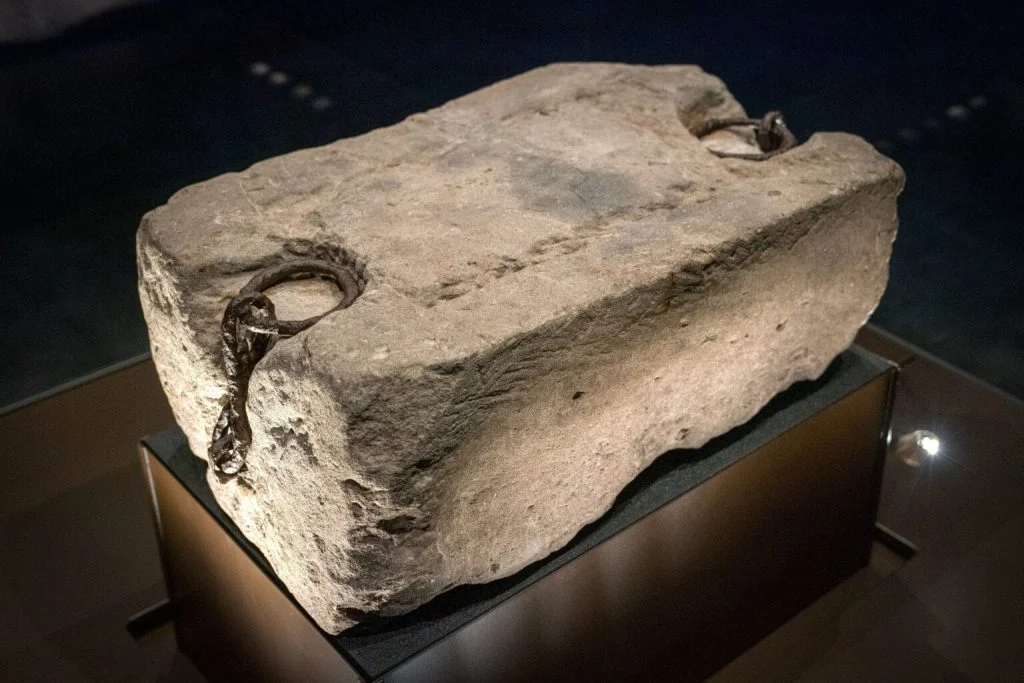 Uzmanlar, Kader Taşının bir kapı olduğunu söylüyor