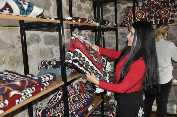 Hakkari’de yöresel ürünler kooperatifte satılıyor