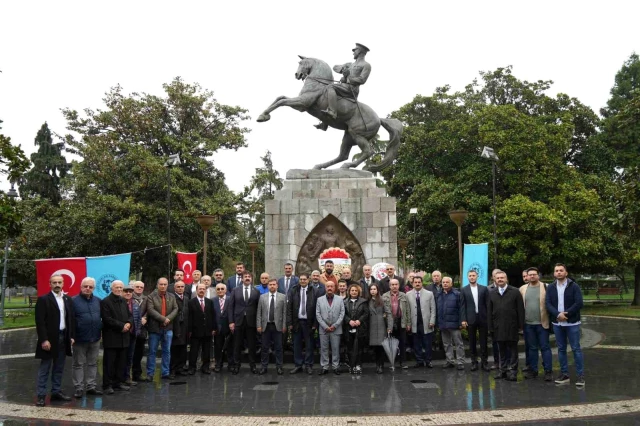 Samsun’da Türkçülük Günü Atatürk Anıtı’nda Kutlandı