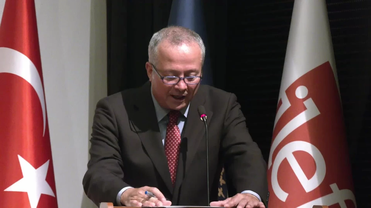 İLEV, meslekte 50 yılını dolduran gazetecilere ödül verdi